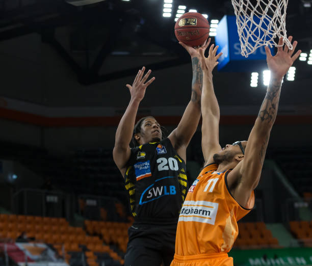 持极高的专 持极高的专