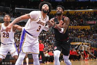 面给了球迷 面给了球迷